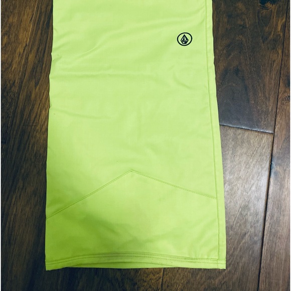 Men’s Volcom Snowboard Retrospec Jacket & Pants - Picture 12 of 14